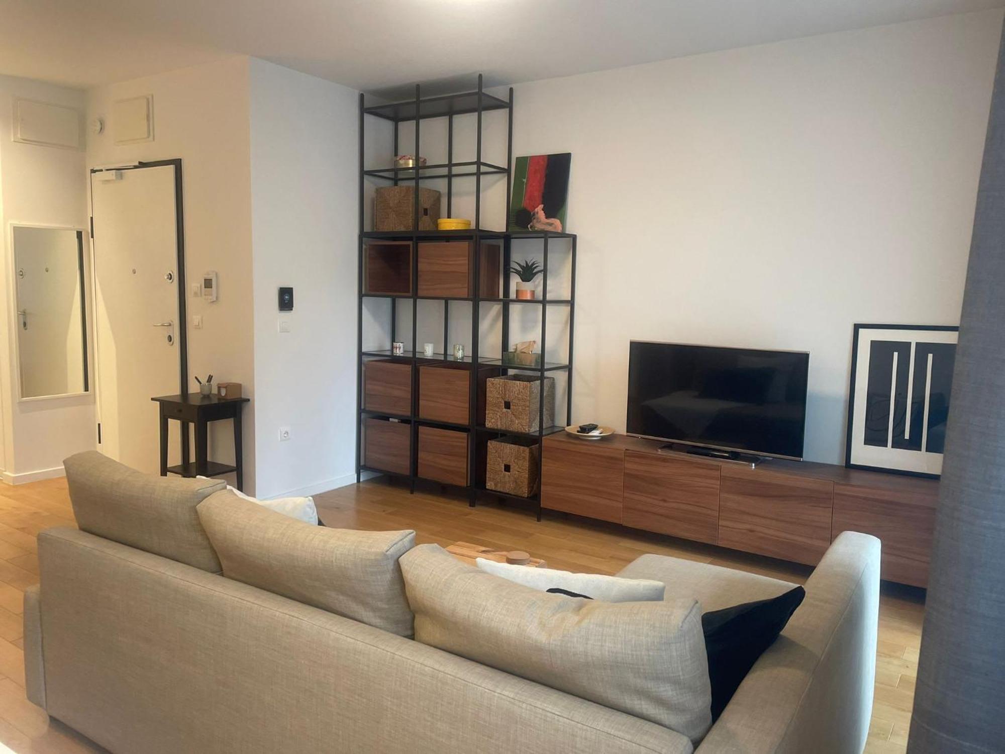 Moderna Urban Apartment
